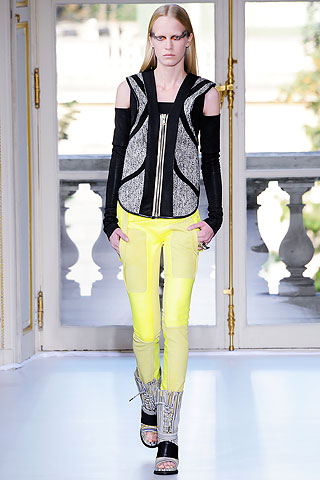 Balenciaga summer 2010