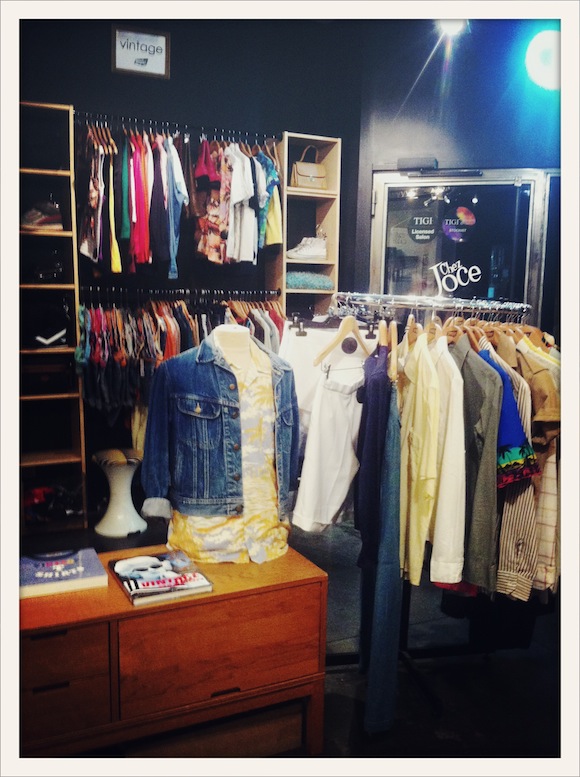 Oogie Lifestore - Vintage corner