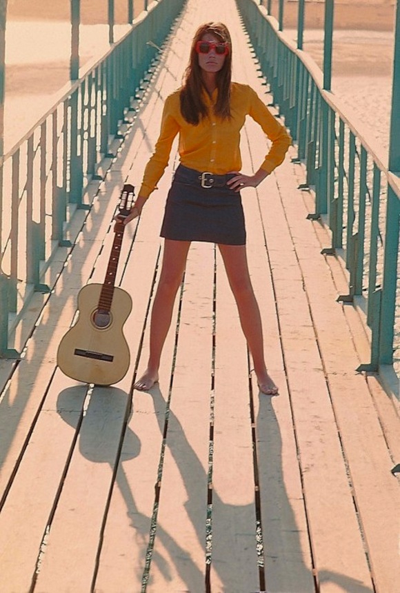 Françoise Hardy beach