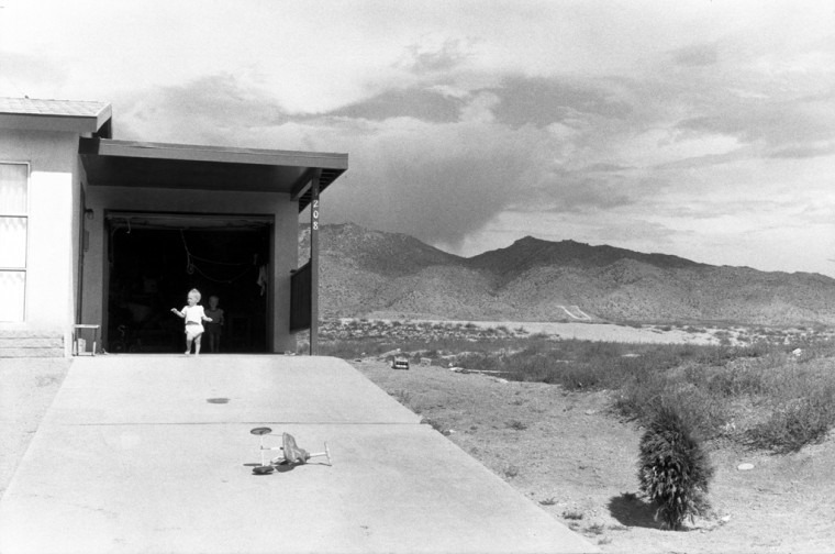 Winogrand_OnTheRoad-1-760x504