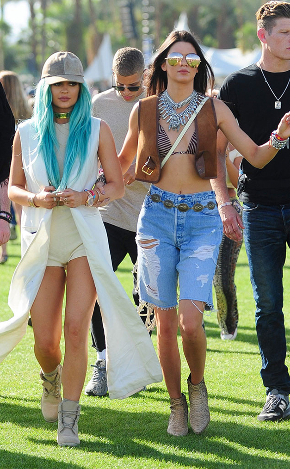 kylie-and-kendall-jenner-coachella-2015-celebrities