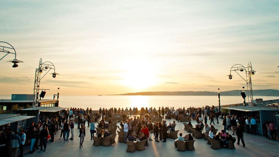 miranda kerr red prom dress